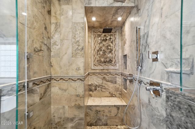 3020 Lakeshore Drive, Lima, OH 45805