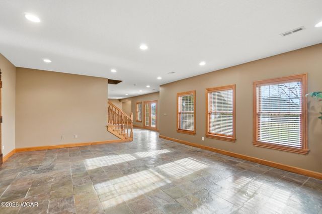 3020 Lakeshore Drive, Lima, OH 45805