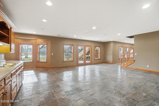 3020 Lakeshore Drive, Lima, OH 45805