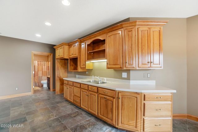 3020 Lakeshore Drive, Lima, OH 45805