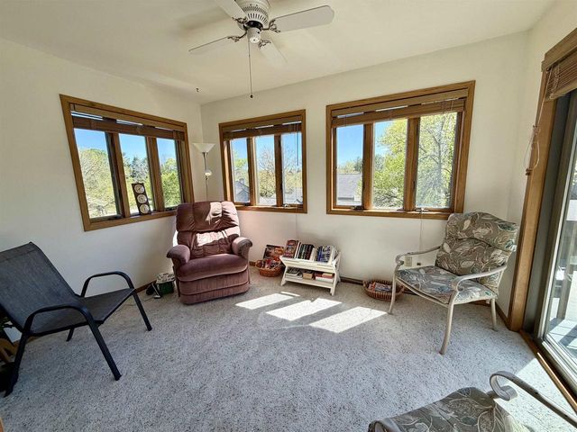 206 Shady Oak Court, Janesville, WI 53548