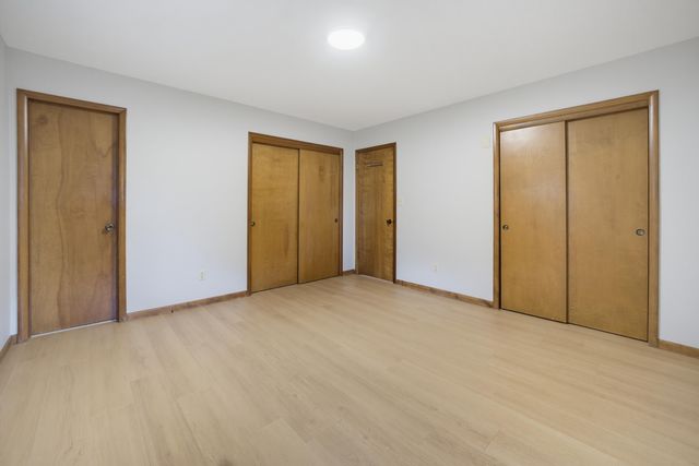 1210 E Woodland Street, Springfield, MO 65804