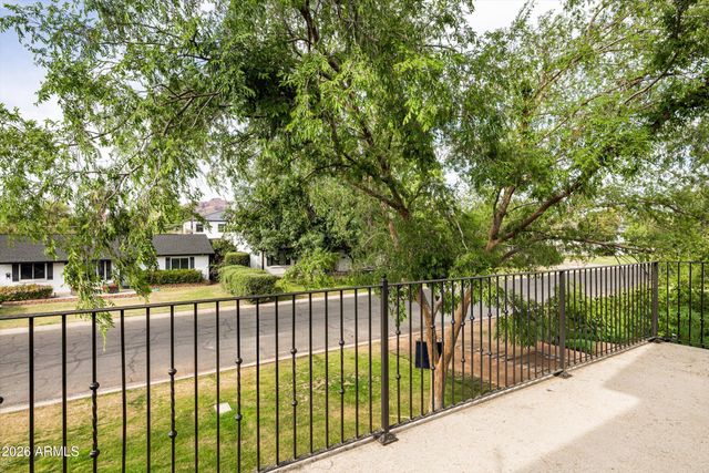 4835 E INDIANOLA Avenue, Phoenix, AZ 85018