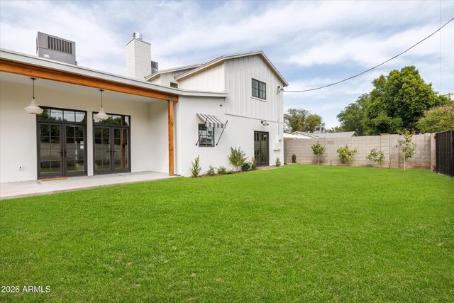 4835 E INDIANOLA Avenue, Phoenix, AZ 85018