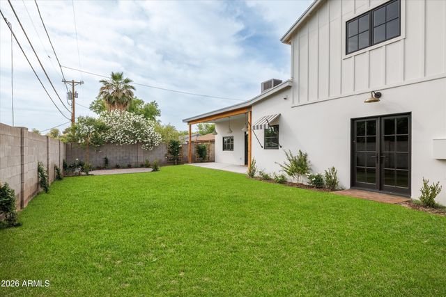 4835 E INDIANOLA Avenue, Phoenix, AZ 85018