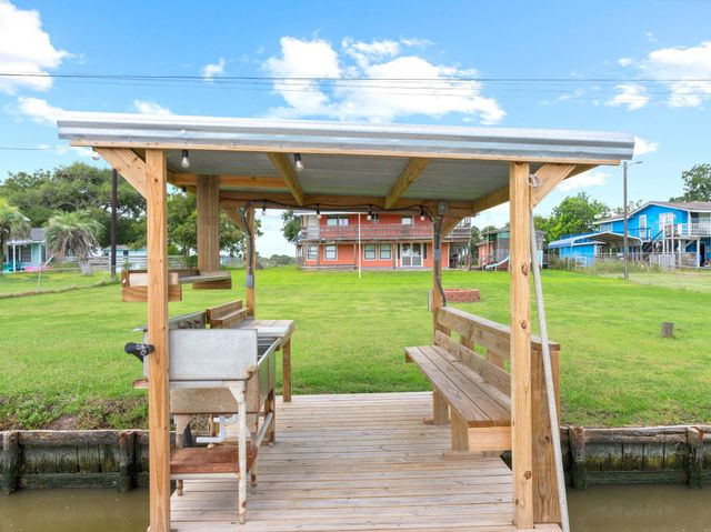 2342 County Road 297, Sargent, TX 77414