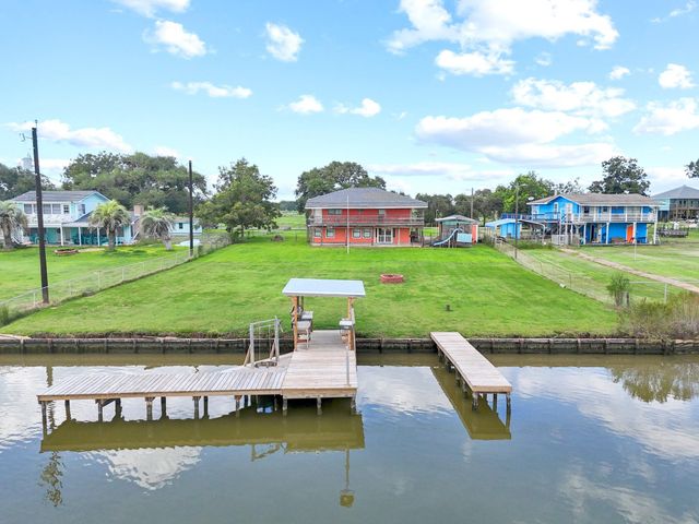 2342 County Road 297, Sargent, TX 77414