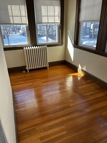 76 Withington Rd 76, Newton, MA 02458