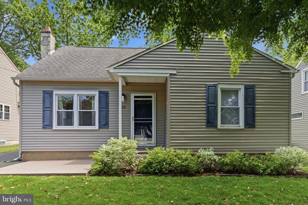 253 GILPIN RD, Willow Grove, PA 19090