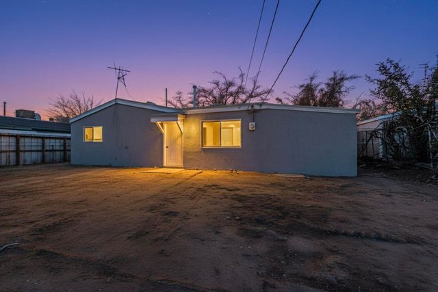 10908 Candelaria Road NE, Albuquerque, NM 87112