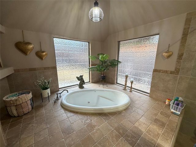 3105 White Cedar Drive, Moore, OK 73160