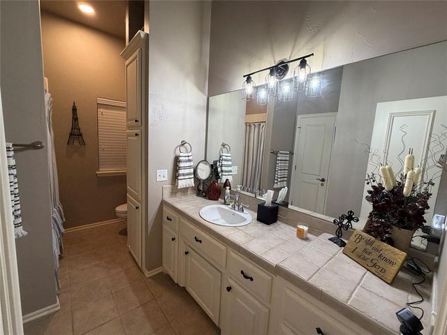 3105 White Cedar Drive, Moore, OK 73160