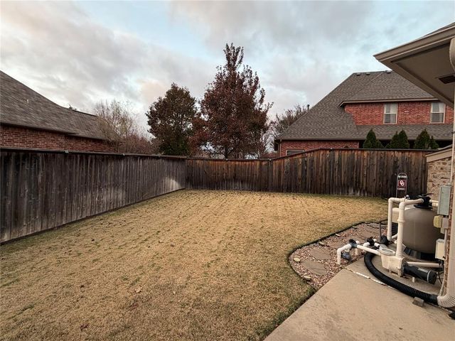 3105 White Cedar Drive, Moore, OK 73160