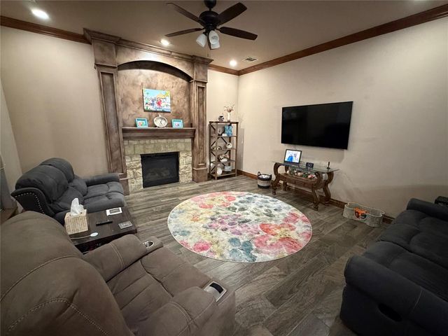 3105 White Cedar Drive, Moore, OK 73160