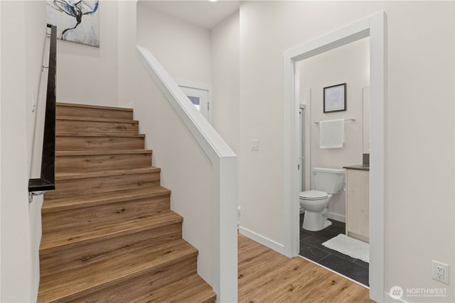 9518 Interlake Avenue N, Seattle, WA 98103