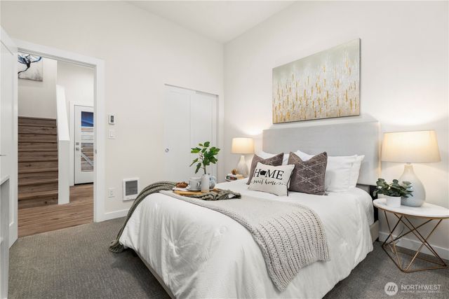 9518 Interlake Avenue N, Seattle, WA 98103
