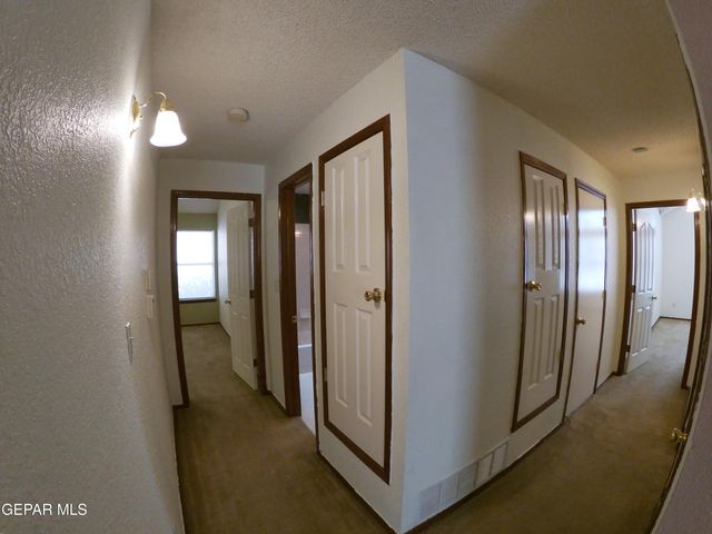 1541 PLAZA VERDE Drive, El Paso, TX 79912