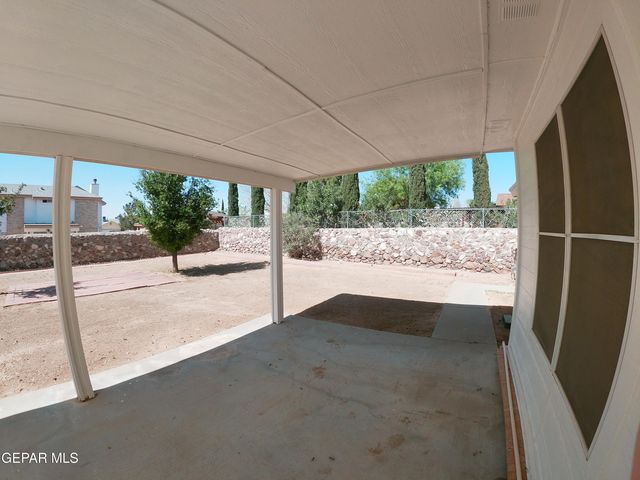 1541 PLAZA VERDE Drive, El Paso, TX 79912