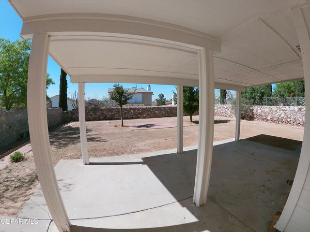 1541 PLAZA VERDE Drive, El Paso, TX 79912