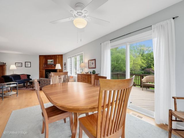 517 Renn Court, Wheaton, IL 60187