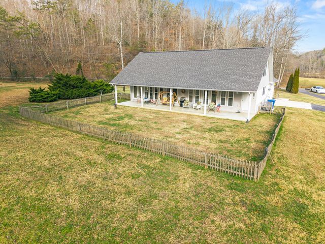 2581 Corder Flats Road, Strunk, KY 42649