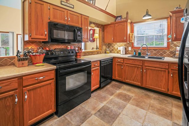 2581 Corder Flats Road, Strunk, KY 42649