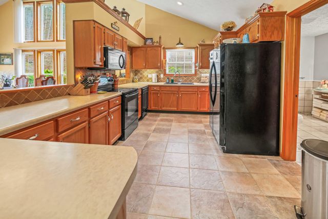 2581 Corder Flats Road, Strunk, KY 42649