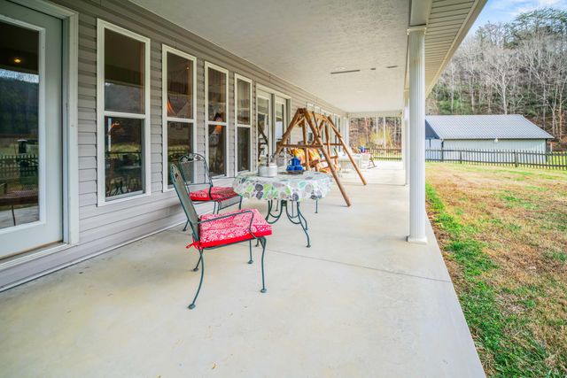 2581 Corder Flats Road, Strunk, KY 42649