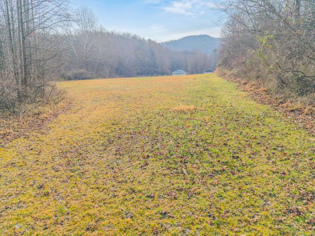 2581 Corder Flats Road, Strunk, KY 42649