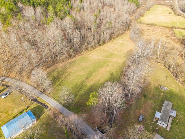 2581 Corder Flats Road, Strunk, KY 42649
