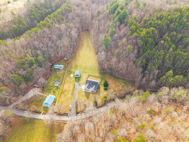 2581 Corder Flats Road, Strunk, KY 42649