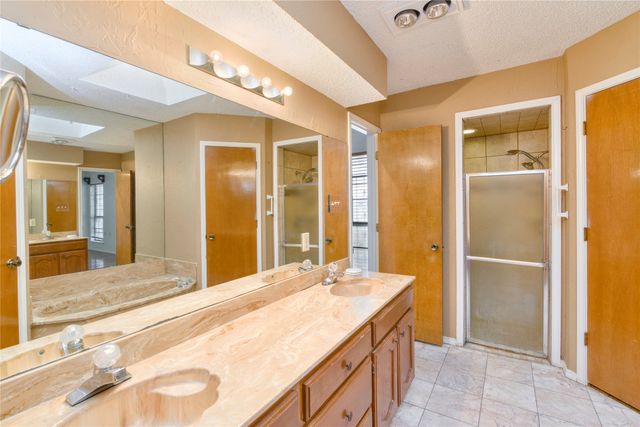 9228 Claudia Drive, Fort Worth, TX 76134