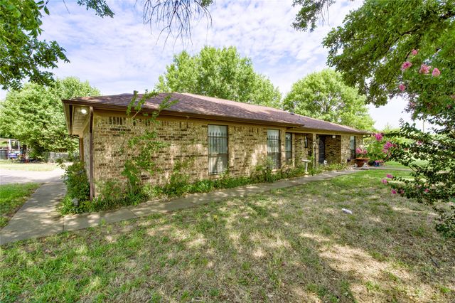 9228 Claudia Drive, Fort Worth, TX 76134
