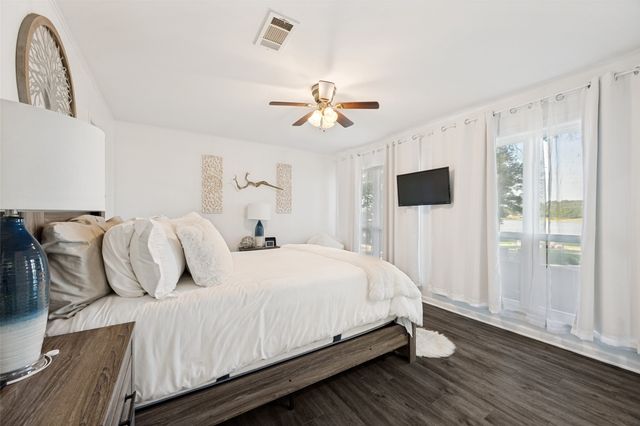 1910 Beavers Circle, Bonham, TX 75418