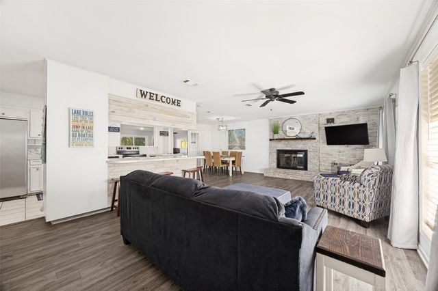 1910 Beavers Circle, Bonham, TX 75418