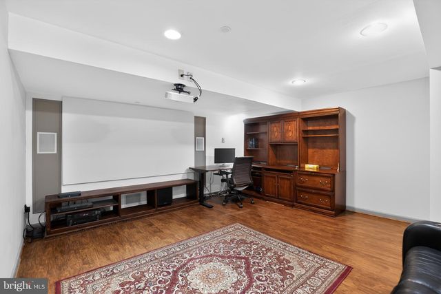 332 EVENING WALK LN, Warrington, PA 18976
