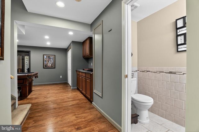 332 EVENING WALK LN, Warrington, PA 18976