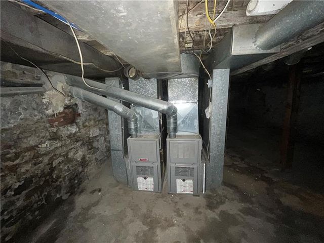 2208 Woodstock Ave, Swissvale, PA 15218