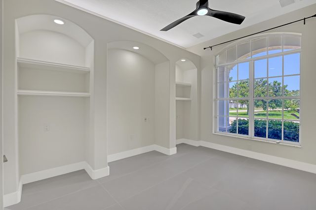 121 Olympus Way, Jupiter, FL 33477