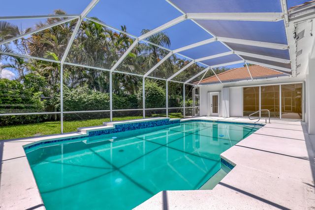 121 Olympus Way, Jupiter, FL 33477