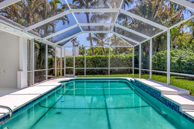 121 Olympus Way, Jupiter, FL 33477