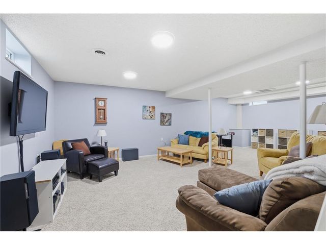 67 W Wood Ridge Drive, River Falls, WI 54022