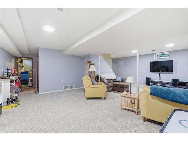 67 W Wood Ridge Drive, River Falls, WI 54022