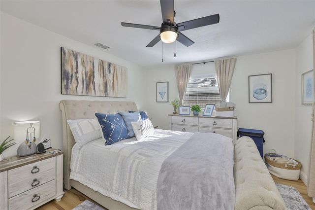 4703 W WALLACE AVENUE, Tampa, FL 33611