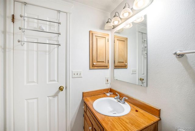 2205 Arapahoe Avenue 8, Boulder, CO 80302