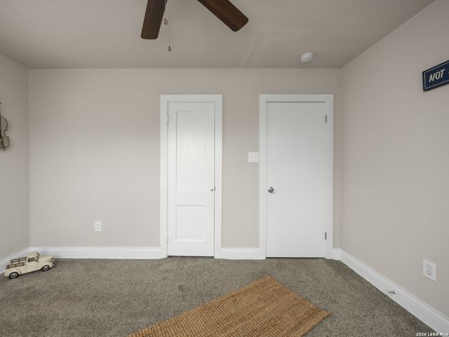 105 Avenue D, Converse, TX 78109