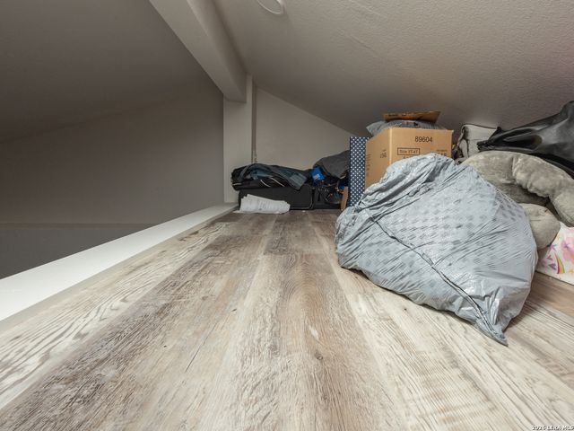 105 Avenue D, Converse, TX 78109