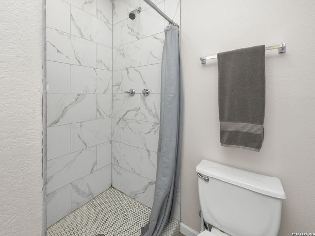 105 Avenue D, Converse, TX 78109