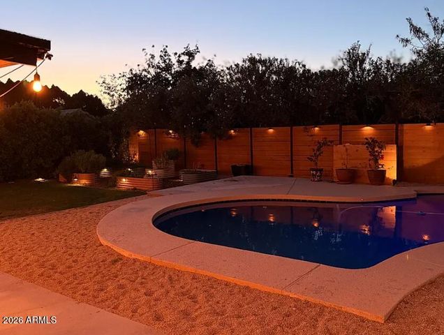 1318 W Tonopah Drive, Phoenix, AZ 85027