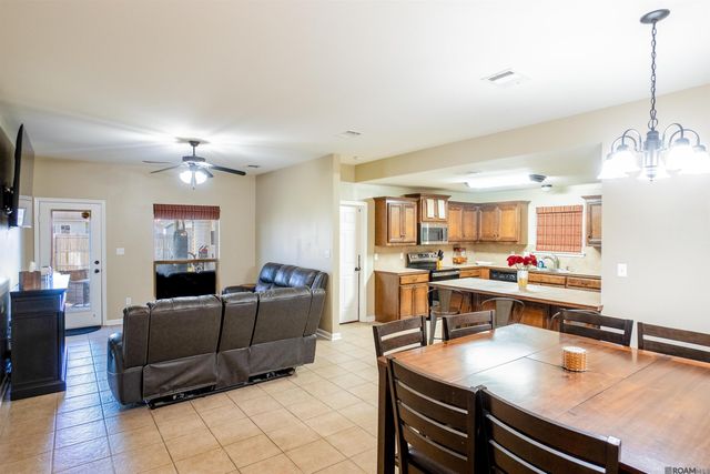 15404 Timberstone Dr, Prairieville, LA 70769